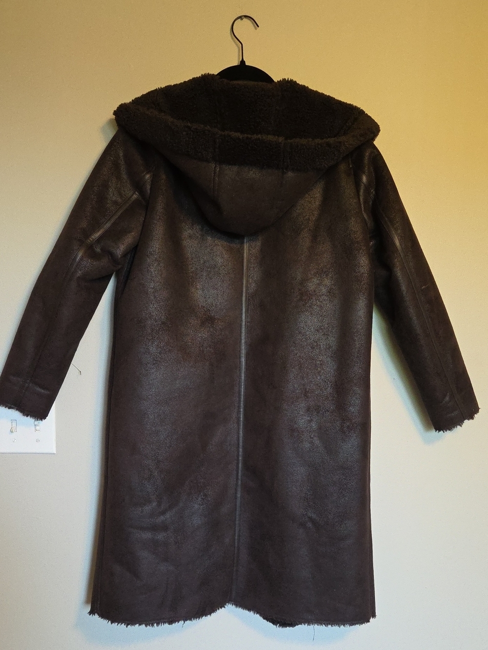 CALVIN KLEIN Women’s Chocolate Fully Lined Hooded Shearling Trench Coat - Picture 7 of 9